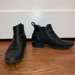 Steve Madden leather ankle boots